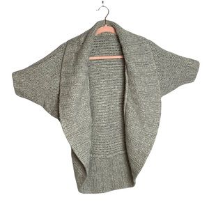 Hand knit heavy chunky gray circle sweater